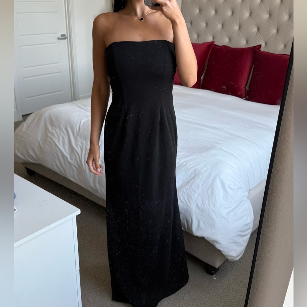 Elegant Black Strapless Dress
